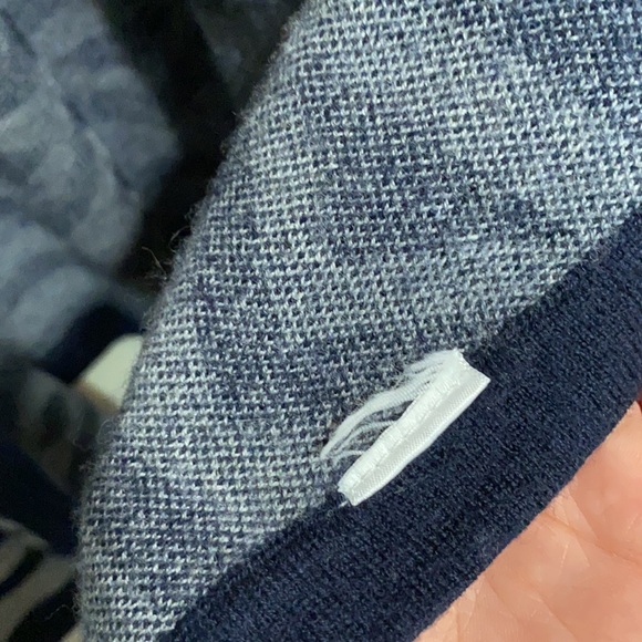 Patterned grey and navy blue poncho sweater - Picture 10 of 10